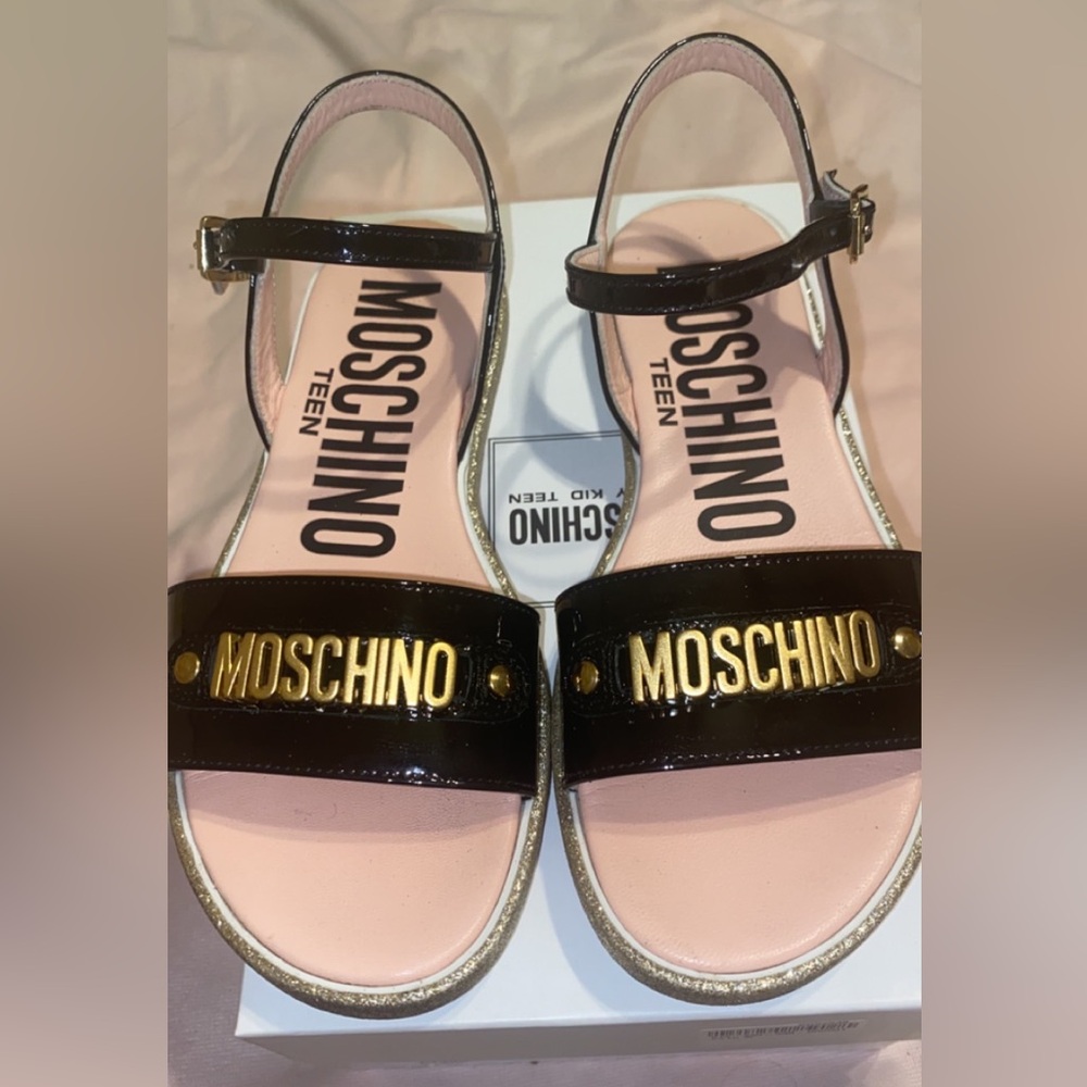 Designer Markdowns - Picture 3 of 7